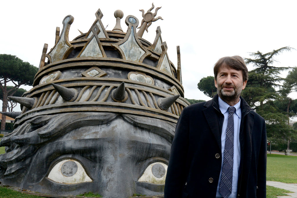 Se il Ministro della Cultura non conosce la differenza tra teatro e tv…