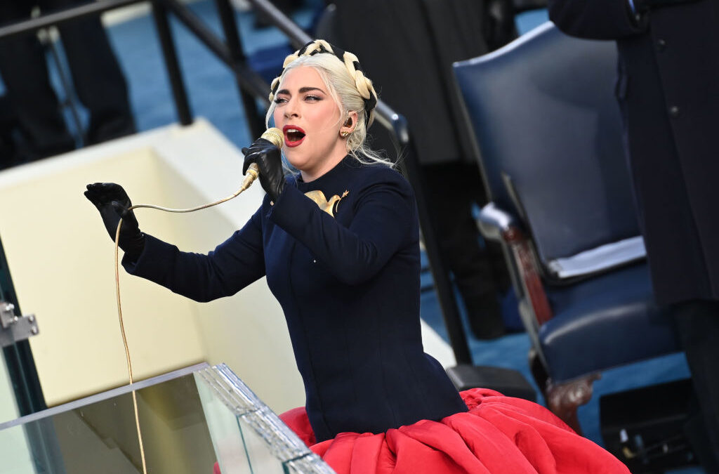 Sanremo 2021, Lady Gaga ci sarà?! Parlano Amadeus e Fiorello!
