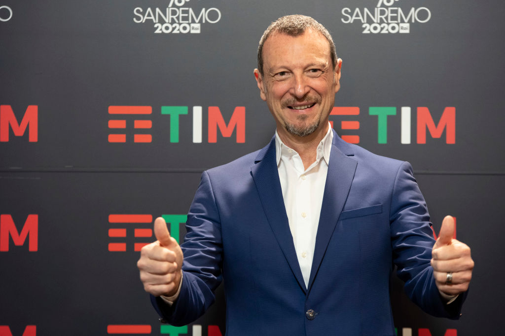 Sanremo 2021, Amadeus: “Il Festival blindato non è tv, ma senza sicurezza non si fa”