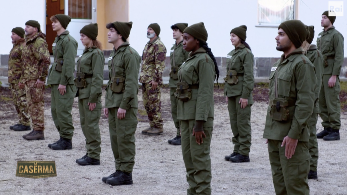 La Caserma: il nuovo docu-reality ammicca a Il Collegio, ma si prende troppo sul serio