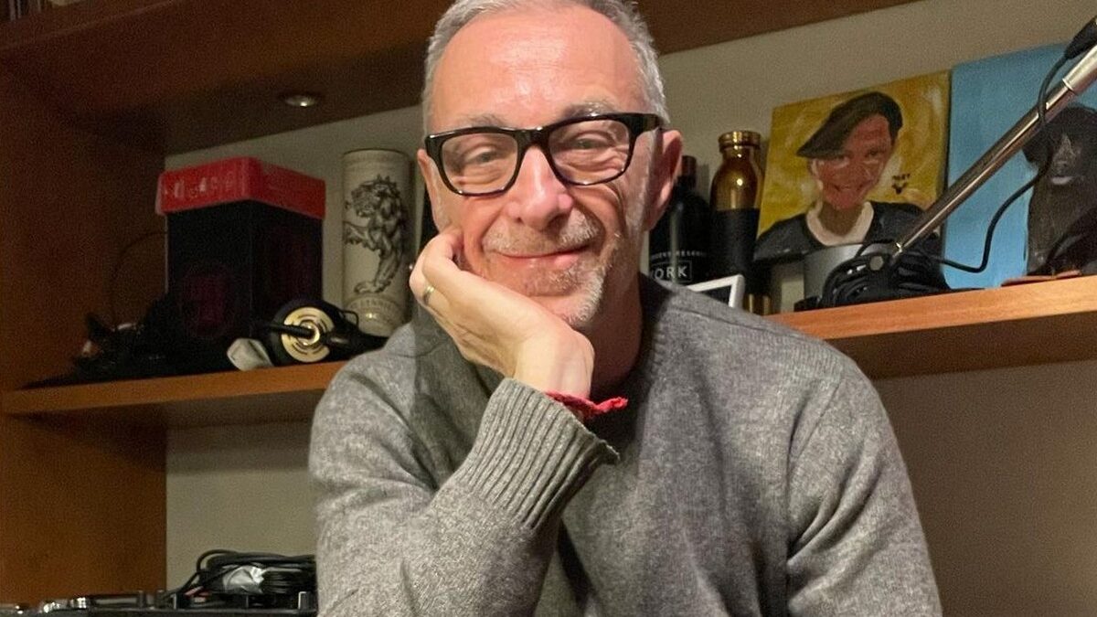 Linus propone il Festival di Sanremo in uno studio televisivo: “Avrebbe tutte le certezze di un vero programma”