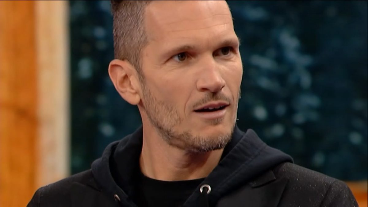 L’Isola dei Famosi 2021, Alvin si tira fuori dal toto-nomi per il ruolo di inviato. Al lavoro per “altre esperienze”