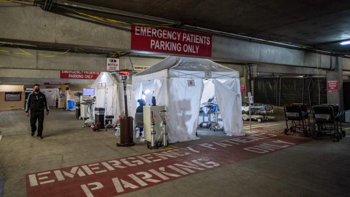 Los Angeles in grave emergenza COVID-19: ambulanze costrette a selezionare i pazienti