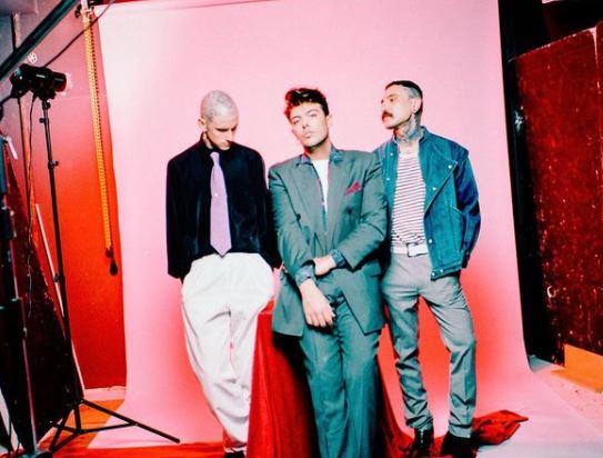 Mal di gola, The Kolors: il nuovo singolo dal 29 gennaio (omaggio agli anni ’80)