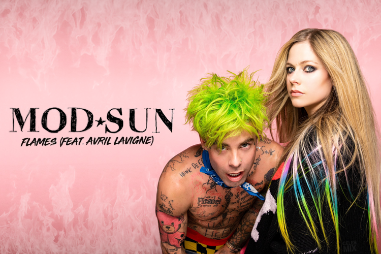 Flames, Avril Lavigne con MOD SUN: è uscito il video ufficiale (testo)