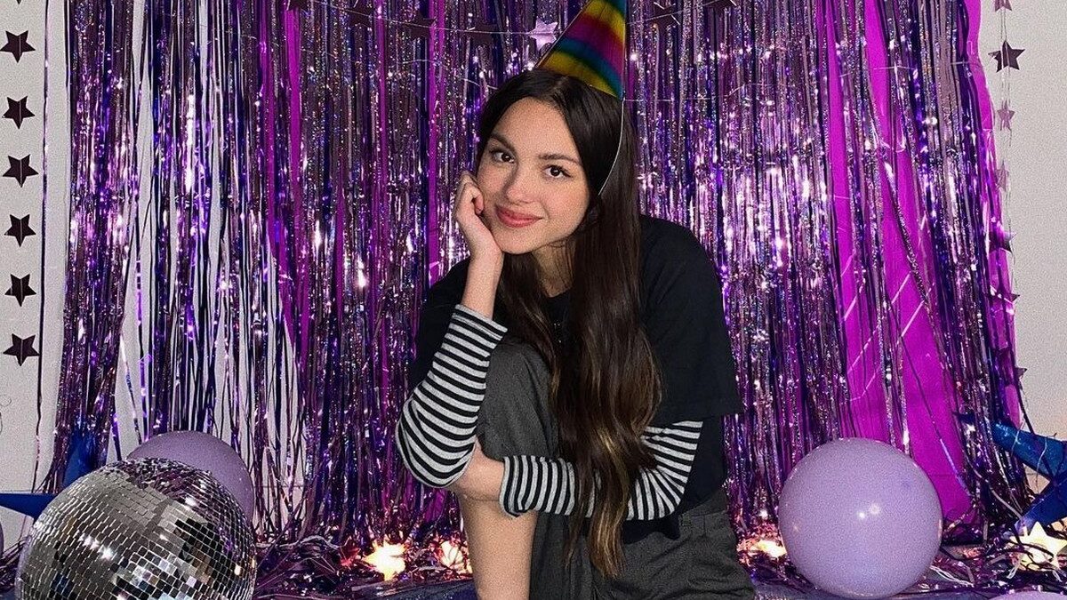 Olivia Rodrigo, Drivers License è il nuovo singolo (Testo, Traduzione e Video)