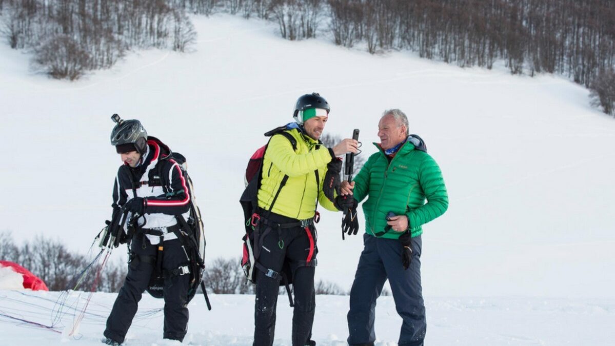 Massimiliano Ossini alla guida su Rai2 del talent sulla montagna Campioni di domani