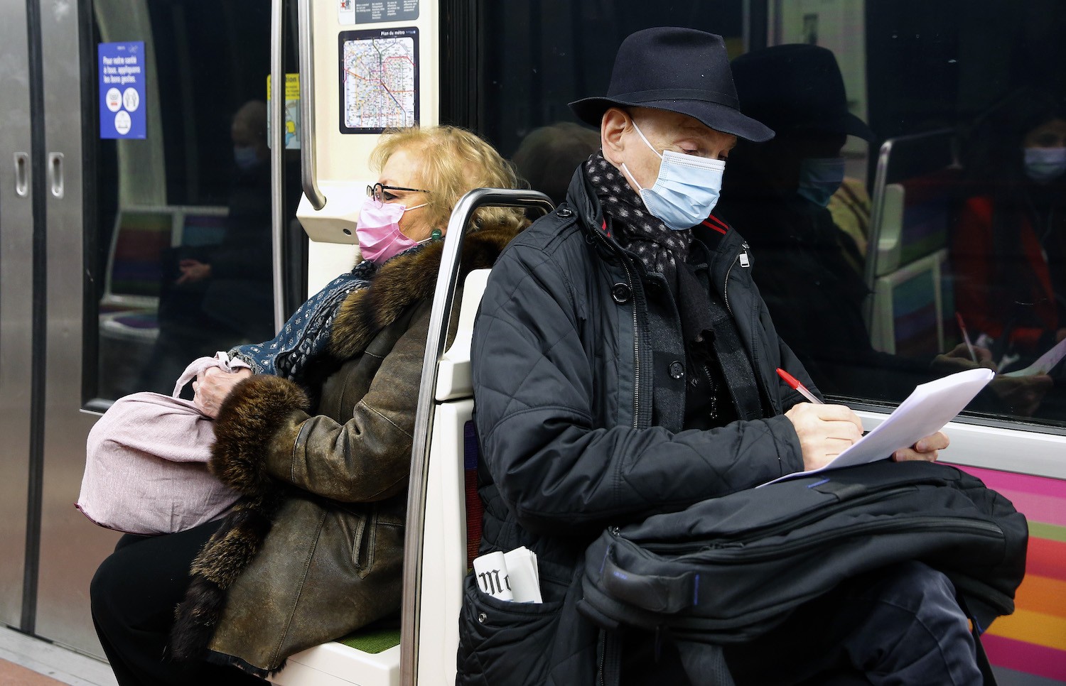 La regola del silenzio sui mezzi pubblici si diffonde in Europa. E in Italia? Tutto fermo da aprile