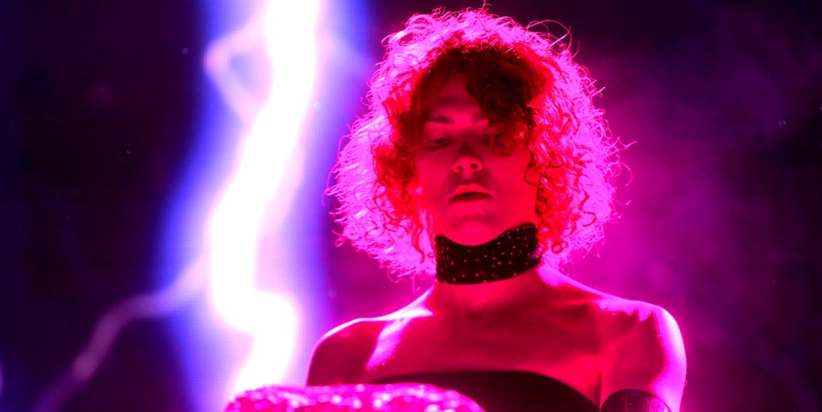 Sophie: la dj e produttrice è morta all’età di 34 anni