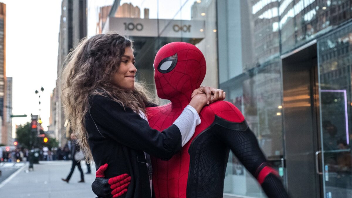 Spider-Man 3: nuove foto dal set con Tom Holland, il costume e Harry Holland
