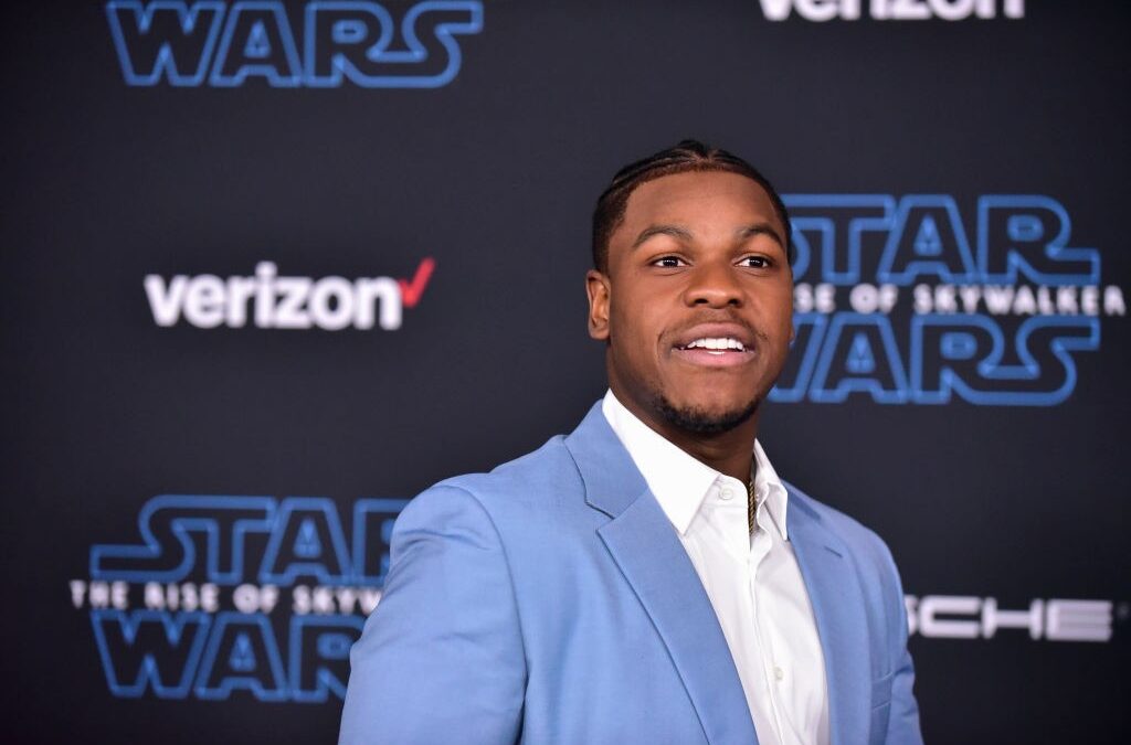 The Formula: John Boyega e Robert De Niro nel film Netfllix