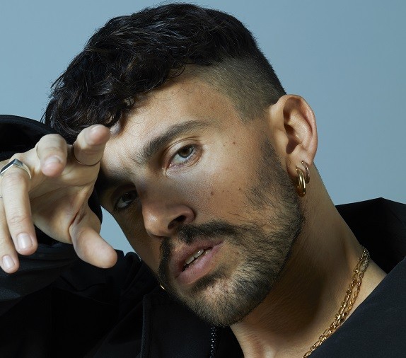 Aiello a Sanremo 2021 con il brano “Ora”: l’album “Meridionale” dal 12 marzo, le dichiarazioni della conferenza stampa