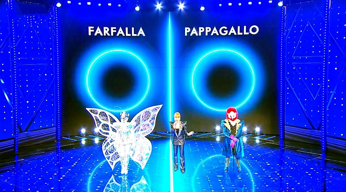 Il cantante mascherato con una zampata finale acciuffa il primato fra i varietà Rai e si guadagna la conferma