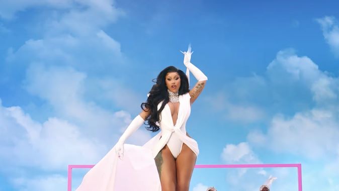 Cardi B, Up: ascolta il nuovo singolo (video)