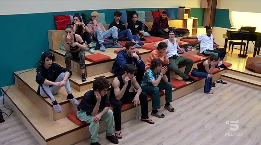 Amici 2021: provvedimento disciplinare per Ibla, Enula, Alessandro e Aka7even (video)