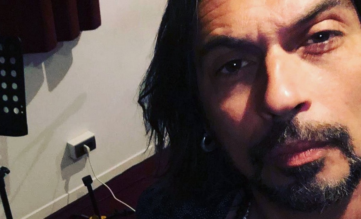 Francesco Sarcina: “Ho sniffato le ceneri di mio padre come è successo a Keith Richards”
