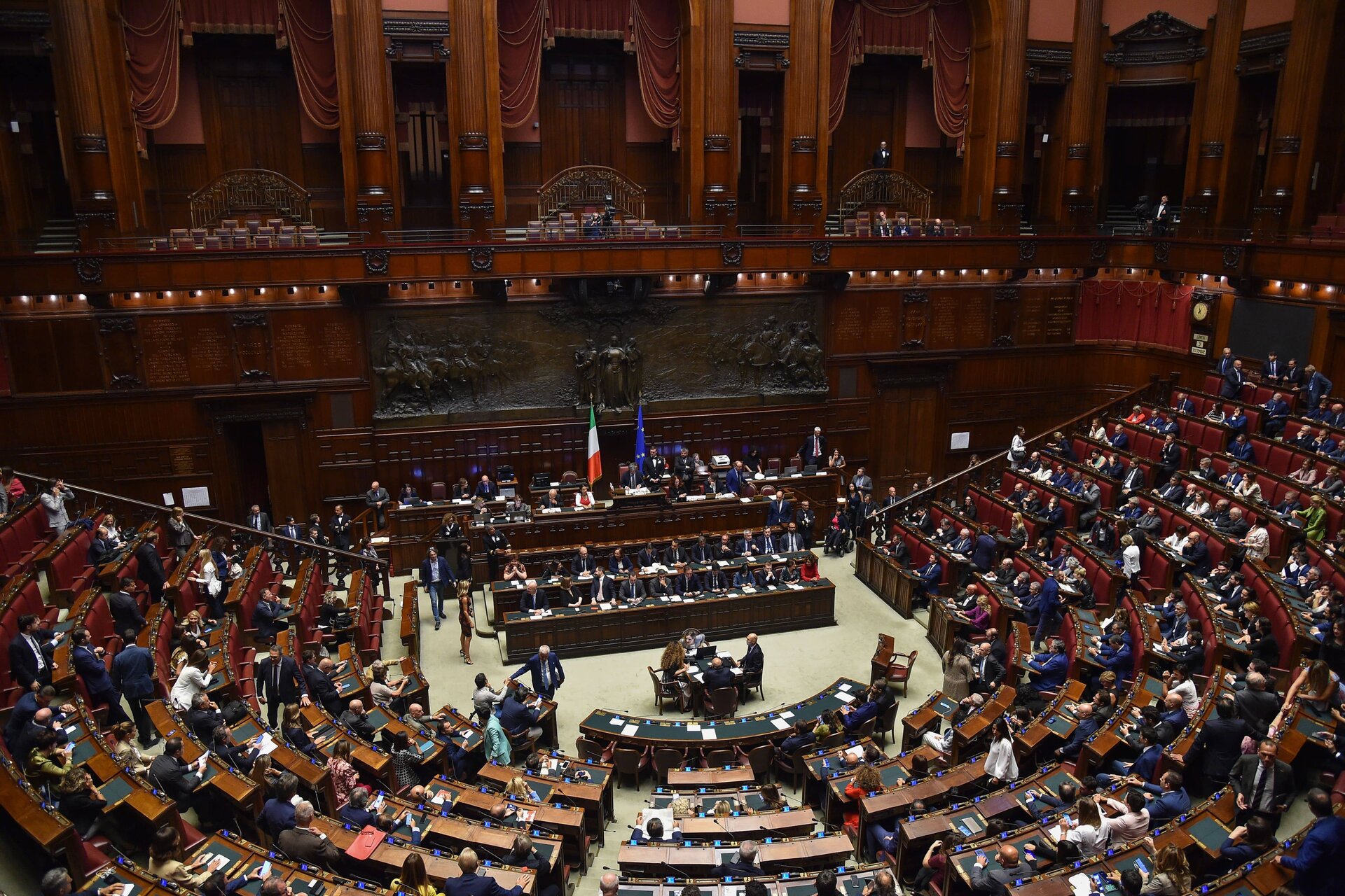 Riassunto crisi di governo: spiegazione e possibili soluzioni