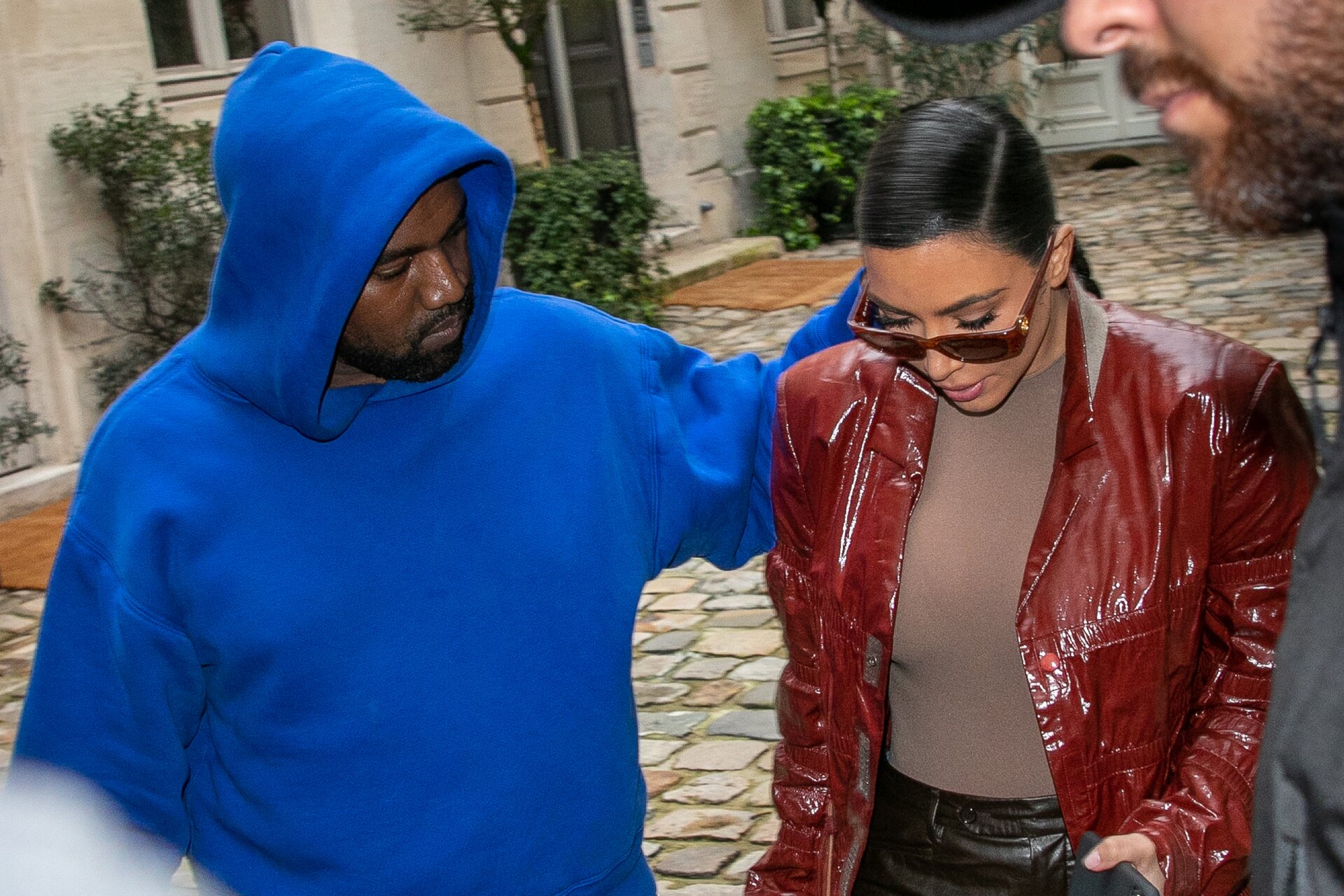 Kim Kardashian ha presentato istanza di divorzio da Kanye West: è ufficiale