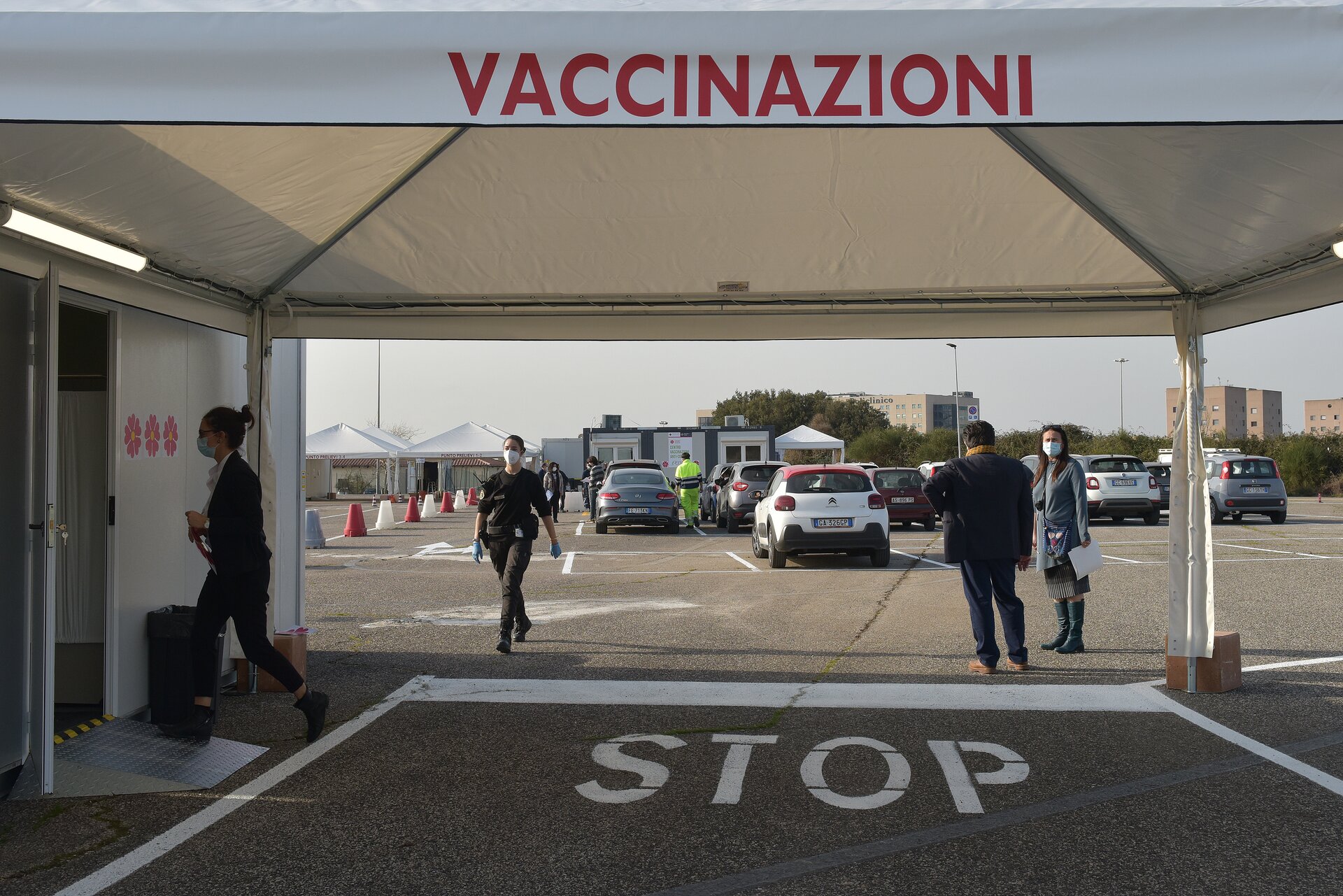 Coronavirus, i dati del 23 febbraio: 13.314 nuovi casi su 303.850 tamponi