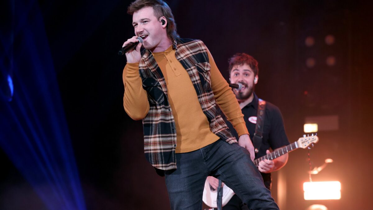 Morgan Wallen, scandalo per un video con insulto razziale: bannato dalle radio, escluso dagli AMA 2021