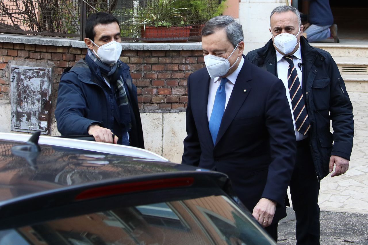 Draghi stasera al Quirinale? I tempi della fiducia