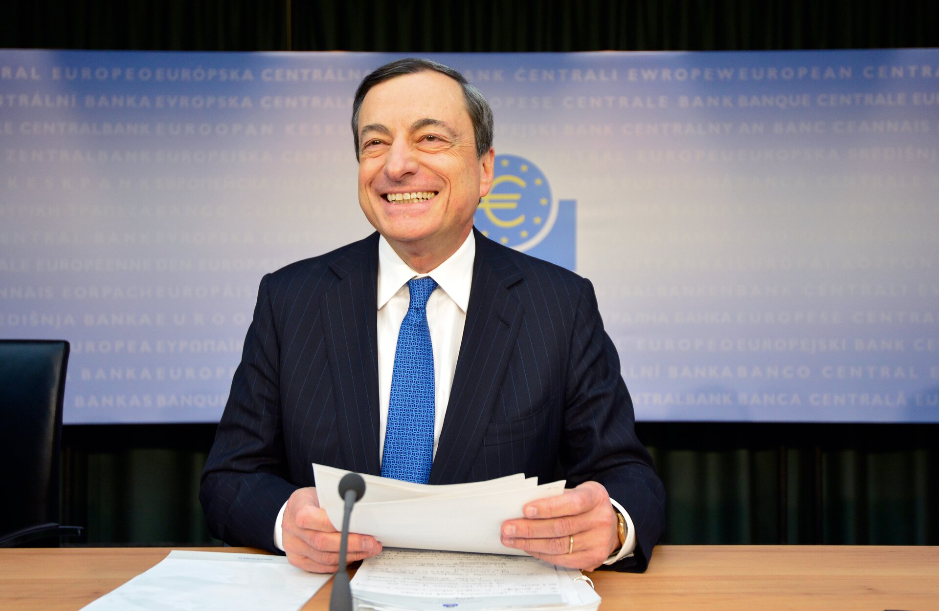 Draghi, ma basta