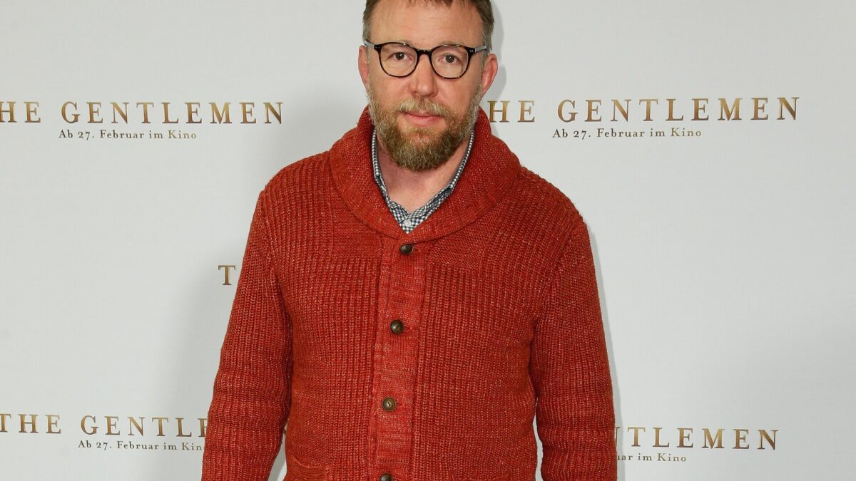 Guy Ritchie alla regia del film di guerra “Ministry of Ungentlemanly Warfare”