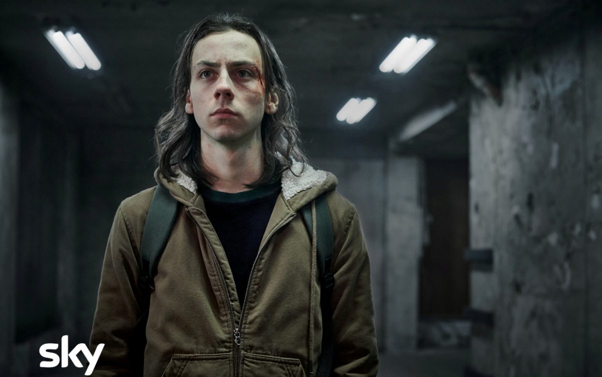 Hausen, quel condominio che non fa abbastanza paura: la recensione della serie horror di Sky e Now Tv