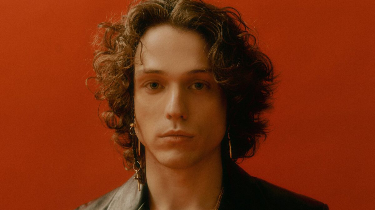 La genesi del tuo colore, Irama: la canzone di Sanremo 2021 come un inno alla vita