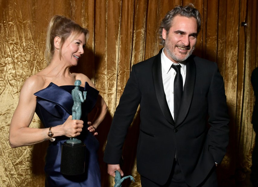 Joaquin Phoenix e Renee Zellweger tra gli ospiti dei Golden Globes 2021