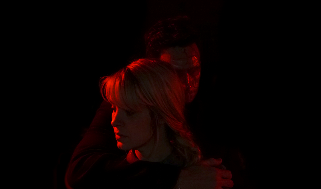 Lucky: trailer e poster del thriller-horror con loop temporale