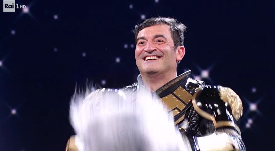 max giusti lupo cantante mascherato