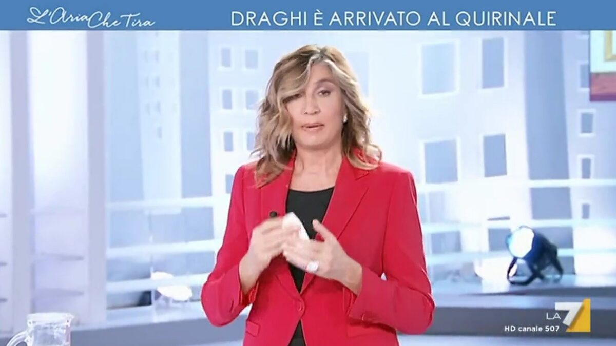 L’Aria che tira, seconda beffa: Draghi arriva al Quirinale ma La 7 è in pubblicità. Era accaduto anche con Conte