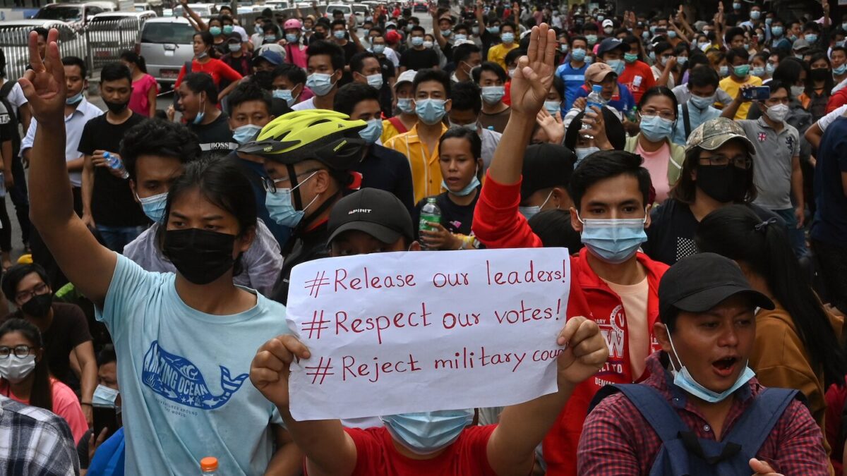 Myanmar, è il giorno più sanguinoso dal colpo di stato di febbraio