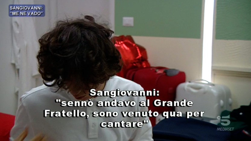 Amici 20, maglia sospesa per Sangiovanni: “Sono qua per cantare, sennò andavo al Grande Fratello” (video)