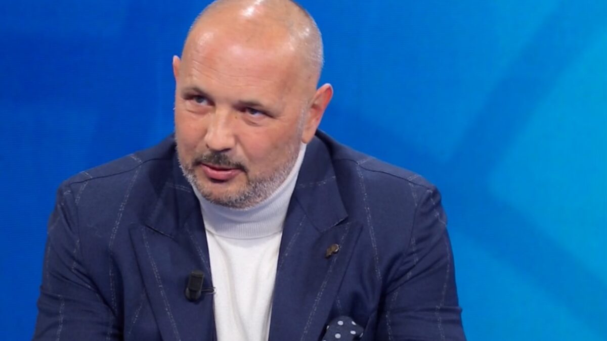 Sanremo 2021, Sinisa Mihajlovic all’Ariston con Ibrahimovic: “Canteremo insieme”