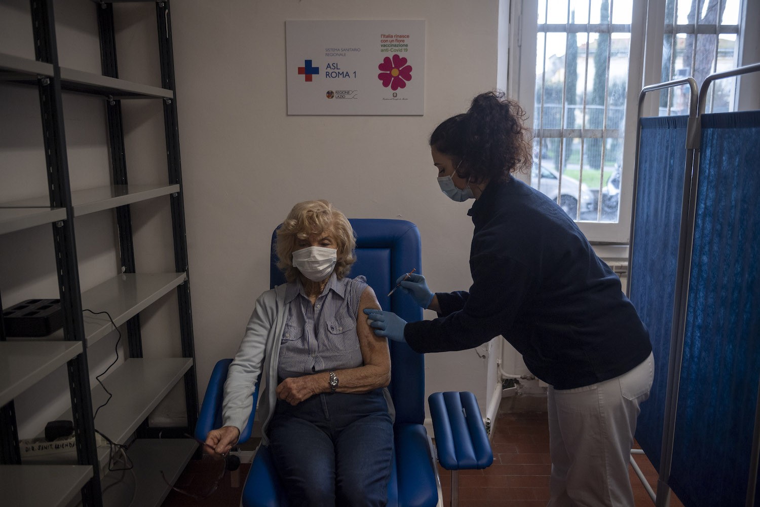 Al via le vaccinazioni degli over 80 nel Lazio e in altre Regioni