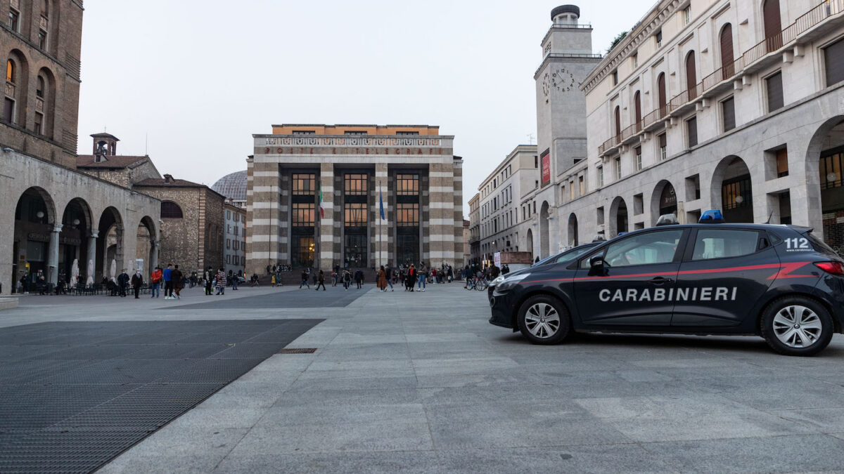 Tutte le zone rosse o arancioni rafforzate in Italia