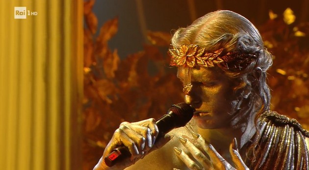Sanremo 2021, Achille Lauro: il quadro della terza serata (video)