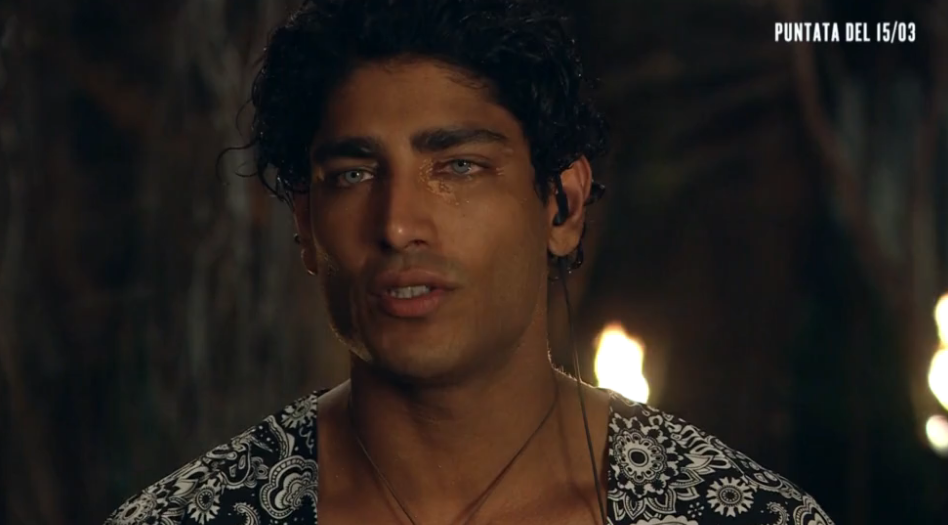 Isola dei famosi 2021, Akash Kumar ha frequentato una tronista prima di partire per l’Honduras?