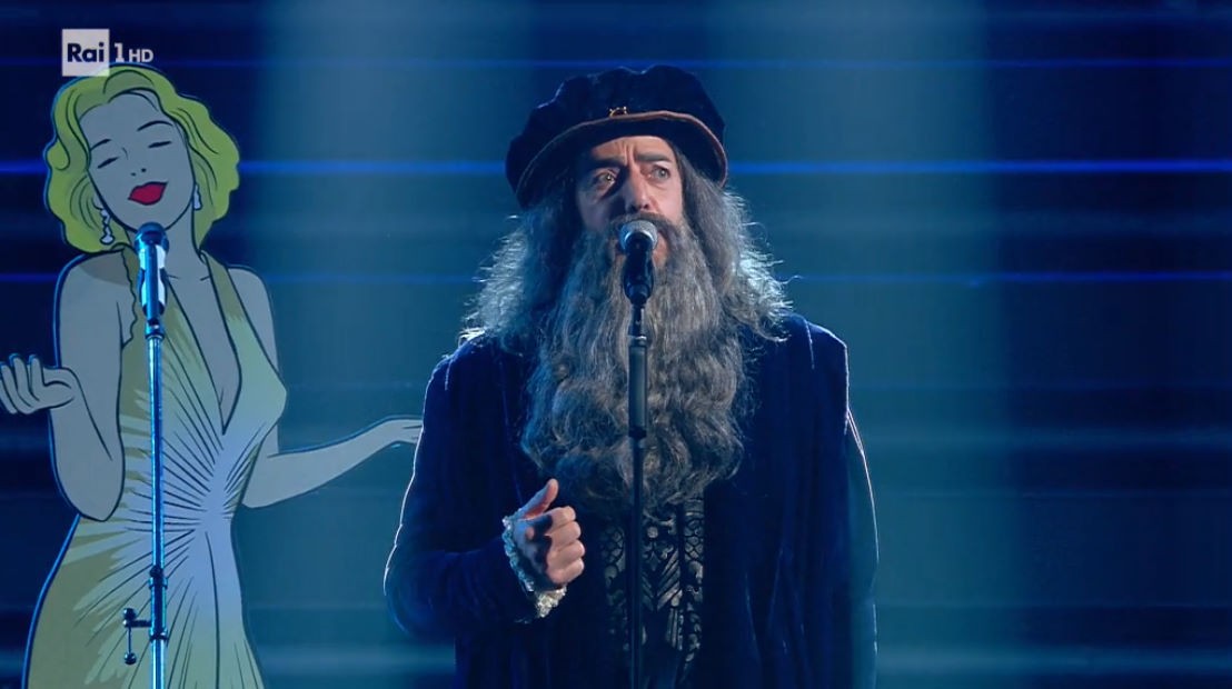 Sanremo 2021, Max Gazzè porta le sagome delle icone del cinema e dello spettacolo