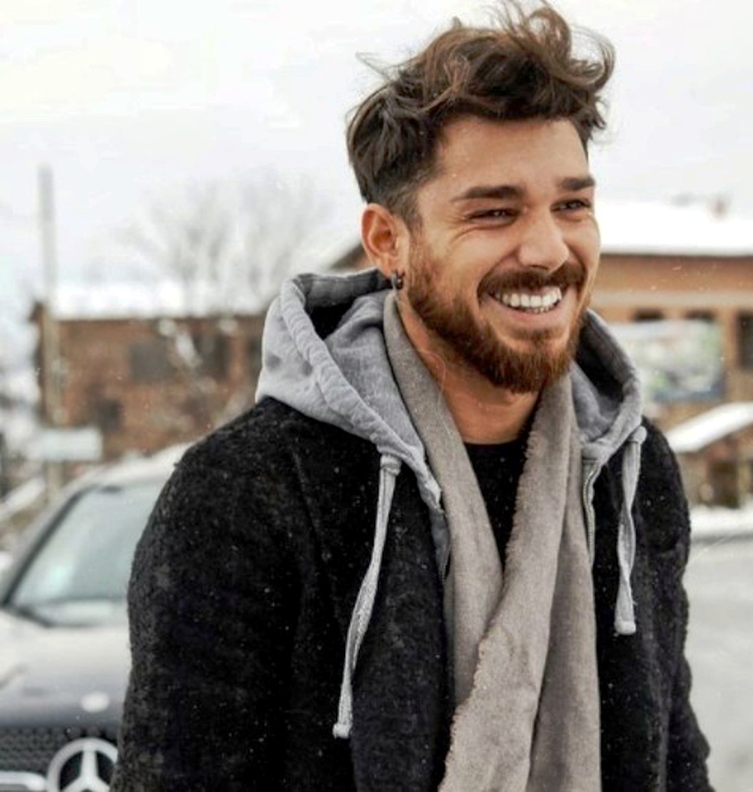 L’ Isola dei famosi 2021: stasera entra Andrea Cerioli, vediamo come