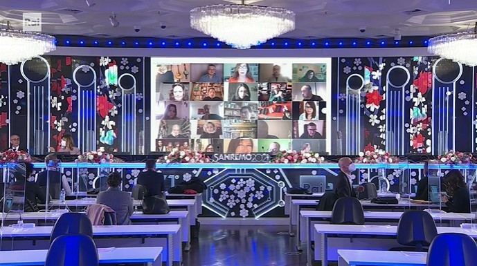 Sanremo 2021, diretta conferenza stampa 5 marzo: Simona Ventura positiva, assente alla Finale