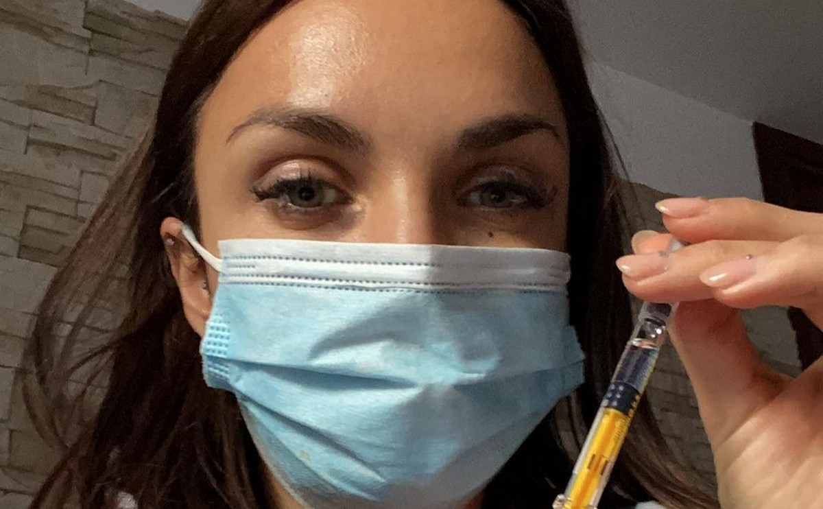 Elettra Lamborghini è guarita dal COVID-19 e può tornare a L’Isola dei Famosi