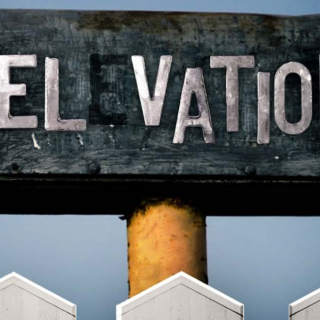 Elevation il romanzo di Stephen King arriva al cinema