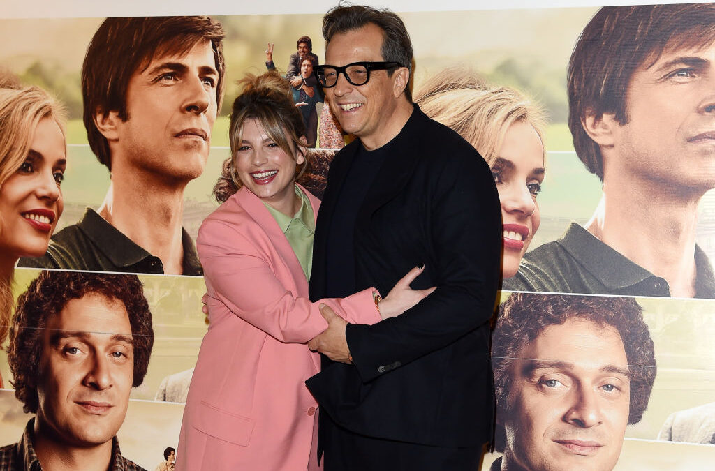 Emma attrice nella serie tv su Sky, A casa tutti bene, diretta da Gabriele Muccino