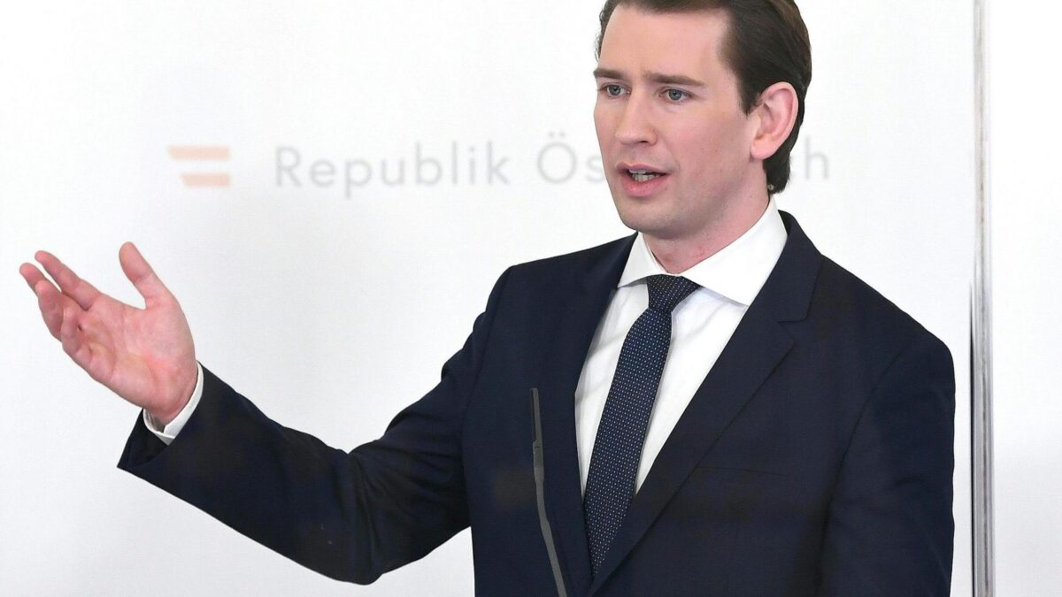 Vaccini, lo strappo dell’Austria: “Non ci affideremo solo alla Ue”