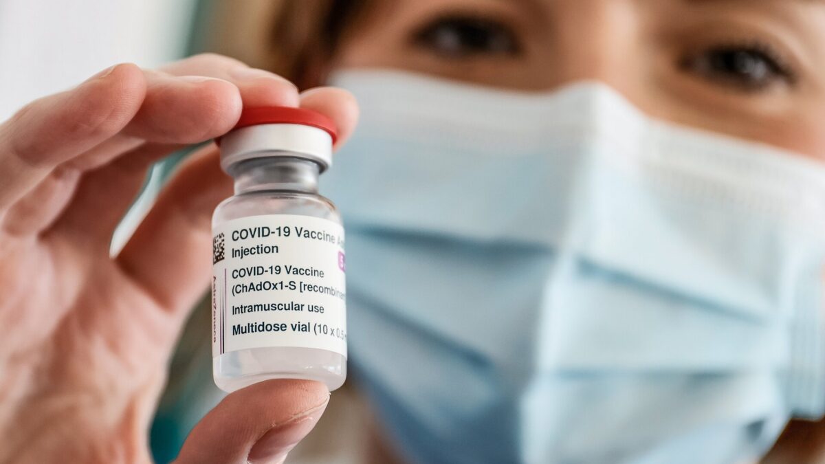 La Commissione UE avvia un’azione legale contro AstraZeneca