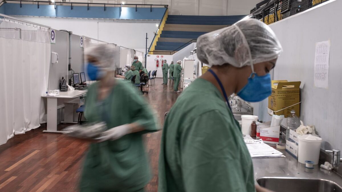 Coronavirus, il bollettino: 21.267 nuovi casi e 460 morti nelle ultime 24 ore