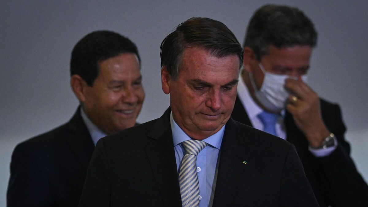 Brasile: terapie intensive al collasso, chiesta interdizione per Bolsonaro